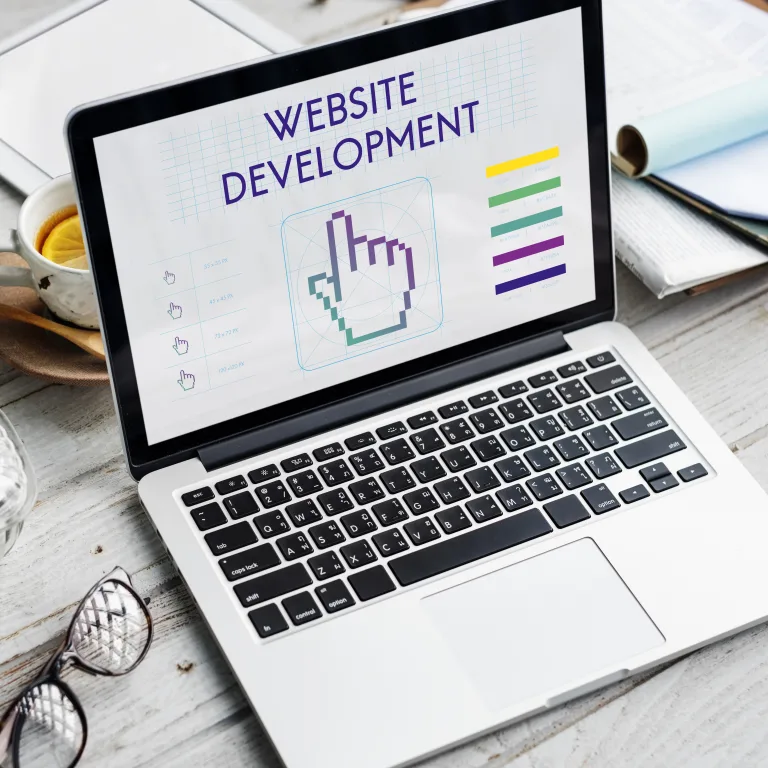 Custom ecommerce website development in UAE for businesses — costs, benefits, and when to choose a custom online store